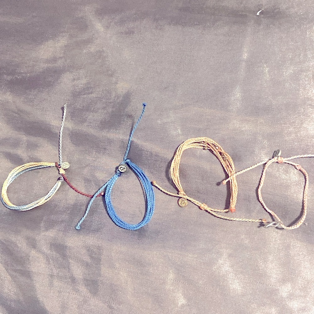 four pura vida braclets adjustable 💝